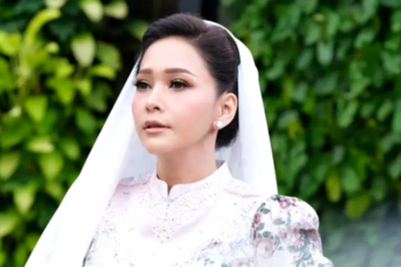 Maia Estianty Menangis Haru Saat Sungkeman El Rumi