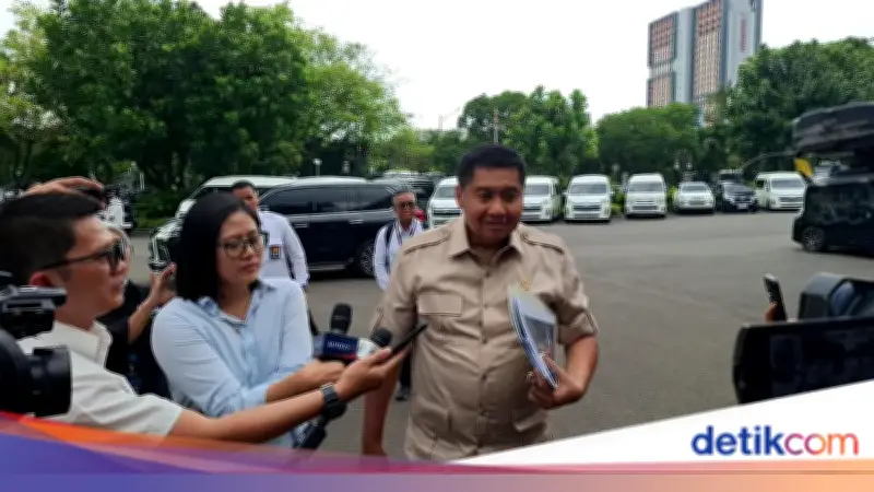 Maruarar dan Dirut KAI Hadap Prabowo Bahas Hunian di Bantaran Rel Kereta Api