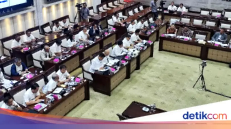 Menkeu Purbaya Sentil Orang Dalam Kemenkeu Sebar Isu APBN Tinggal 2 Minggu