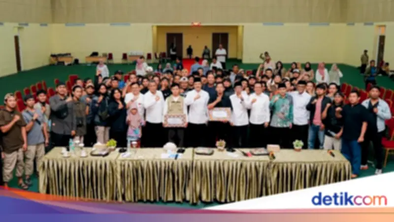 Mensos Gus Ipul Dialog dengan 67 Eks Napiter di Palu Bahas Rehabilitasi Sosial