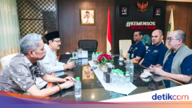 Mensos Gus Ipul Perkuat Koperasi Desa Merah Putih dengan Serap Penerima PKH