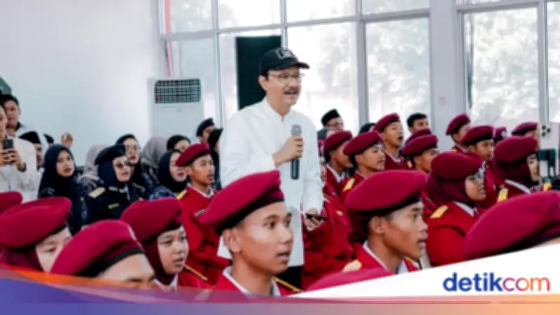 Mensos Tinjau SRMA 32 Lampsel, Pastikan Pembelajaran Optimal
