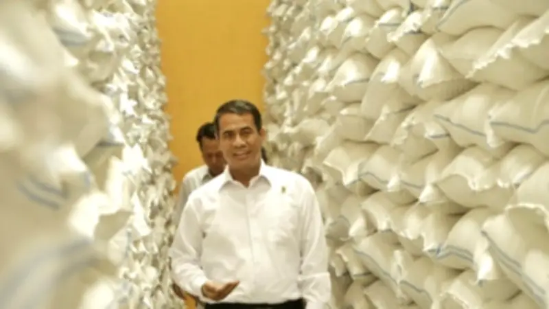 Mentan Amran Buka-Bukaan Stok Beras 5 Juta Ton, Silakan Cek Langsung