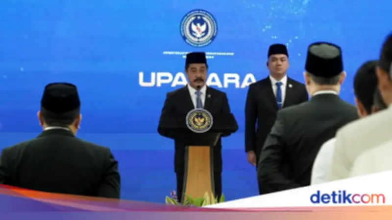 Menteri Agus Tekankan Jabatan Publik Harus Jadi Teladan Etika Kerja