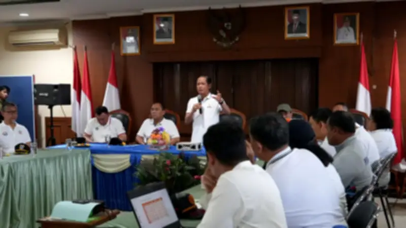 Menteri LH Tegaskan Pemilahan Sampah 100% Wajib di Tingkat Kelurahan