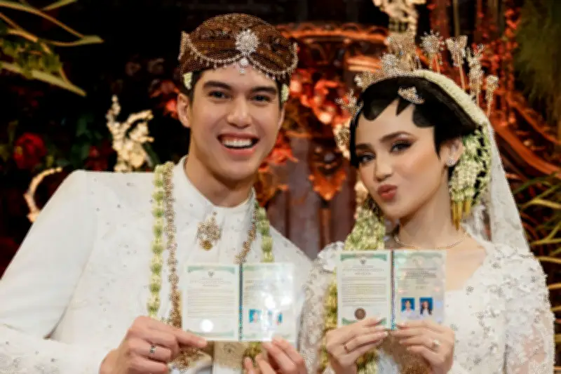 Momen Sakral Pernikahan El Rumi dan Syifa Hadju di Jakarta