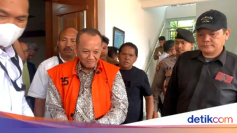 Nurhadi Divonis 5 Tahun Penjara dan Wajib Bayar Uang Pengganti Rp 137 Miliar