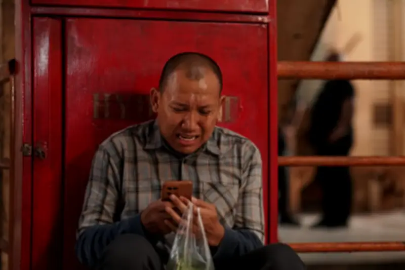 Oki Rengga Tolak Stuntman, Alami Memar di Tangan demi Film Horor Komedi