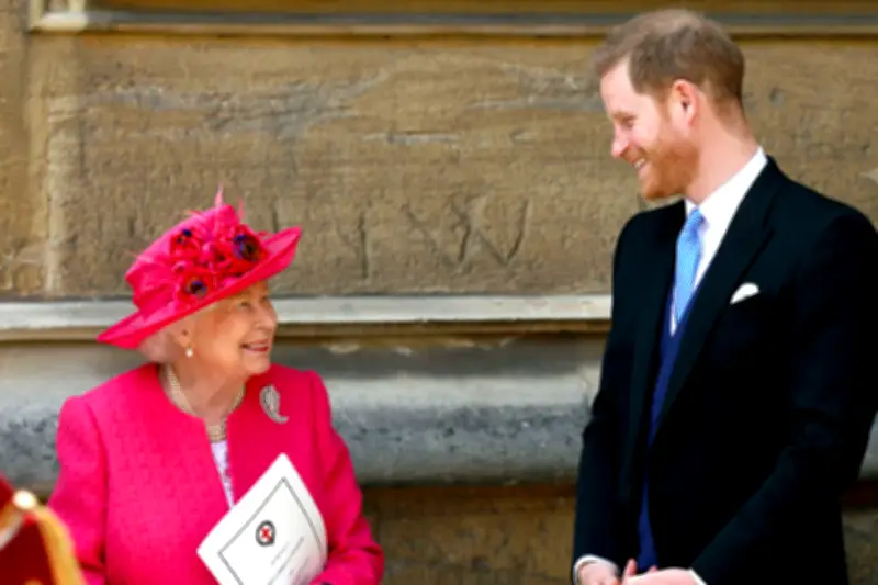 Pangeran Harry Kirim Bunga ke Makam Ratu Elizabeth di Ulang Tahun ke-100