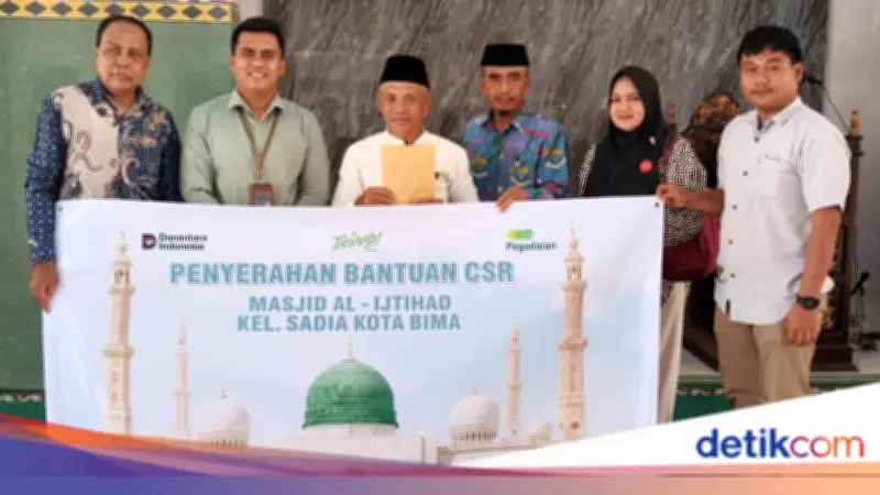 Pegadaian Cabang Bima Salurkan Bantuan Alat Ibadah ke Masjid Al Ijtihad