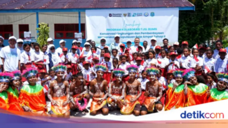 Pelindo dan 14 BUMN Luncurkan Program TJSL Tahap II di Raja Ampat