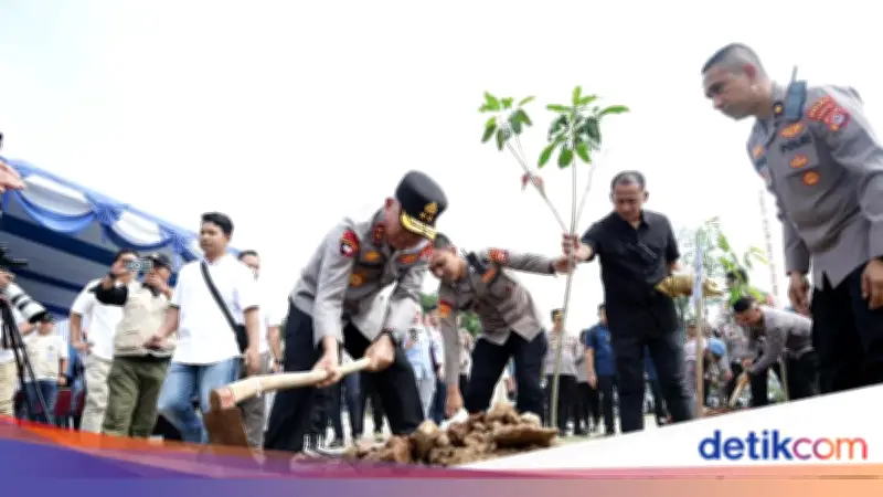 Polda Banten Tanam 1.000 Pohon di Situ Rawa Arum Cilegon Dukung Gerakan ASRI