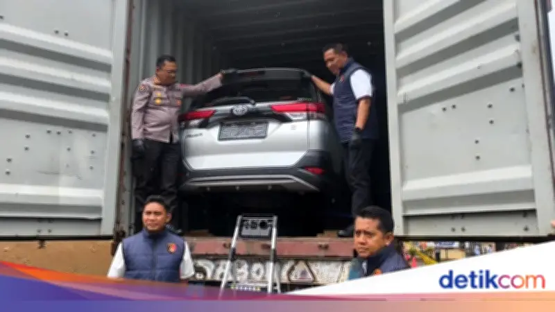 Polda Jateng Bongkar Modus Penyelundupan 52 Kendaraan ke Timor Leste