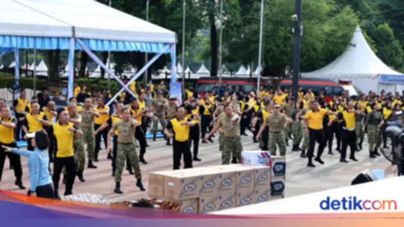 Polda Metro dan Kodam Jaya Olahraga Bareng untuk Jaga Sinergitas dan Stamina