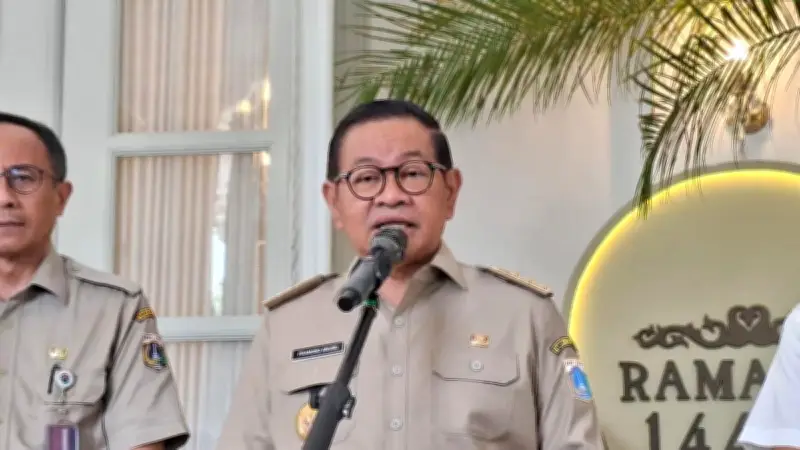 Pramono Geram Aduan Warga di JAKI Direspons Pakai AI, Janji Hukum Oknum Bersalah