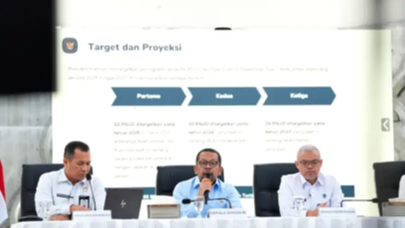 Presiden Prabowo Dijadwalkan Hadiri Peringatan Hari Buruh di Monas
