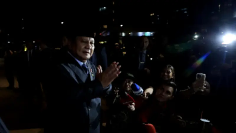Presiden Prabowo Hadiri Resepsi Pernikahan El Rumi dan Syifa Hadju, Beri Doa Khusus