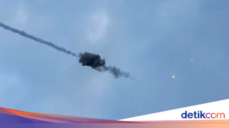 Puing Drone Ukraina Rusak Pipa Minyak Rusia di Pelabuhan Primorsk