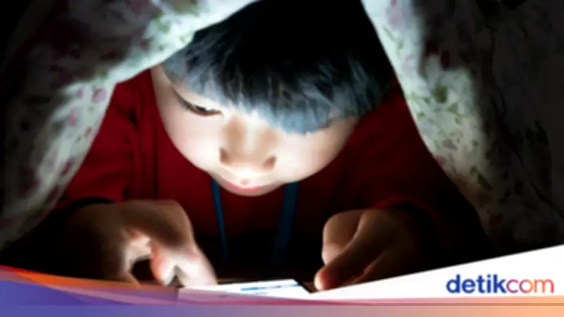 Regulasi PP TUNAS Tak Cukup, Peran Orang Tua Jadi Kunci Utama Lindungi Kesehatan Mental Anak