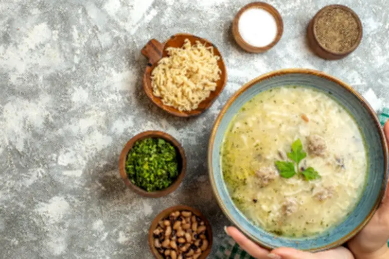 Resep Bubur Bayam Sehat dan Lembut, Cocok untuk Menu Sarapan Praktis Keluarga