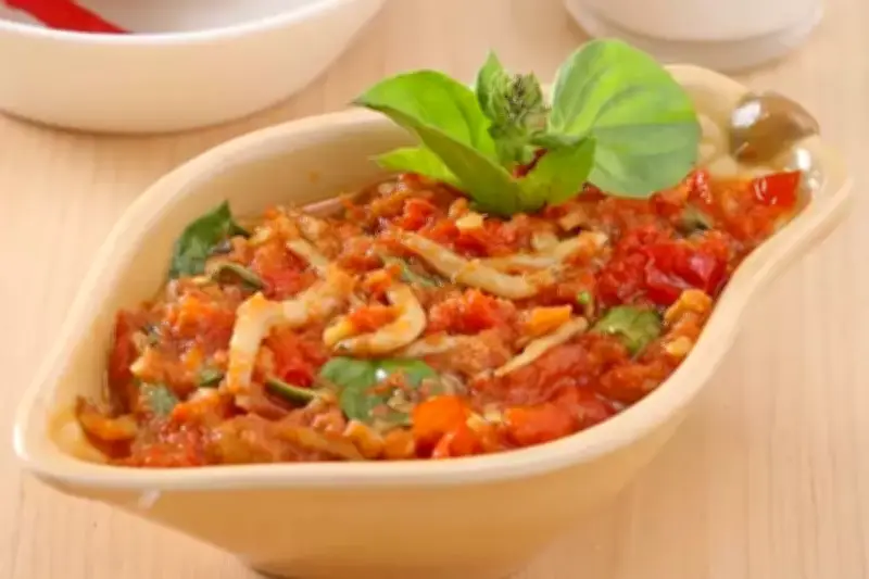 Resep Sambal Terasi Kemangi Gurih Pakai Teri Nasi