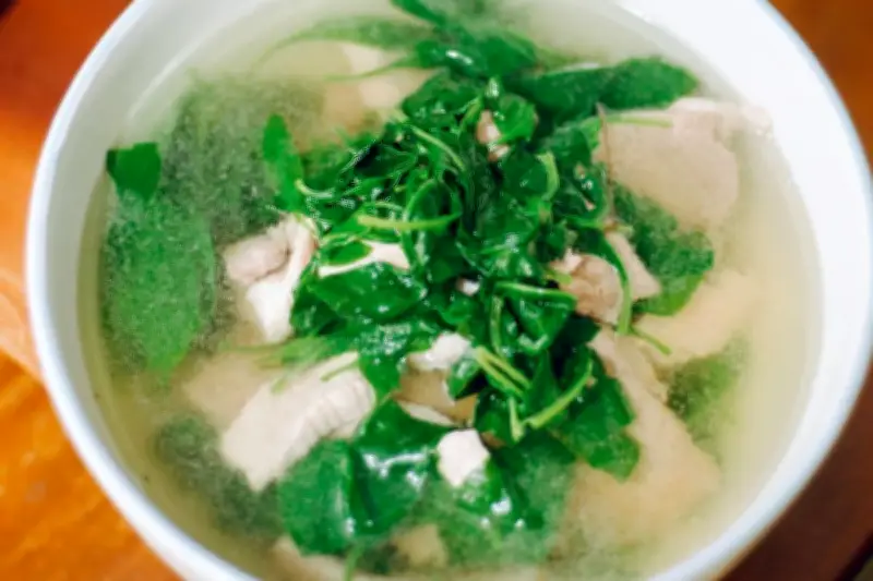 Resep Sayur Bayam Praktis untuk Menu Harian, Enak dan Bergizi