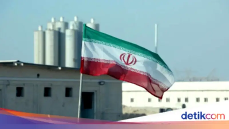 Rusia Tarik Hampir Seluruh Staf Teknis dari PLTN Bushehr Iran