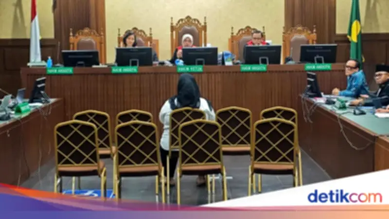 Saksi Noel Menangis di Sidang: Saya Hanya Ingin Membantu Bapak