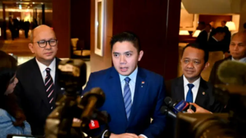 Seskab Teddy Paparkan Dua Kebijakan Strategis Prabowo Hadapi Gejolak Global