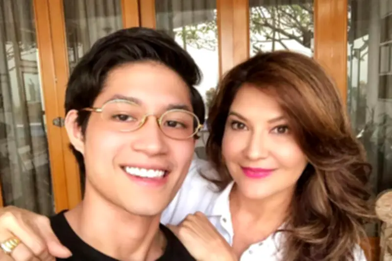 Teuku Rassya Ungkap Bukti Pesan, Tamara Bleszynski Hadir Resepsi Pernikahan