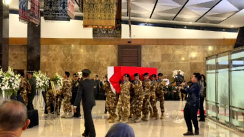 Tiga Jenazah Prajurit TNI Gugur di Lebanon Tiba di Bandara Soetta