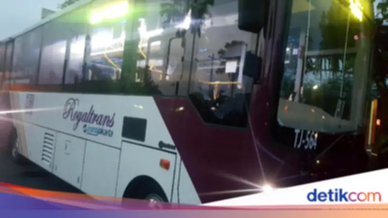 Transjakarta Perbaiki Sistem Booking Royaltrans, Bisa Pesan Kursi di Lokasi