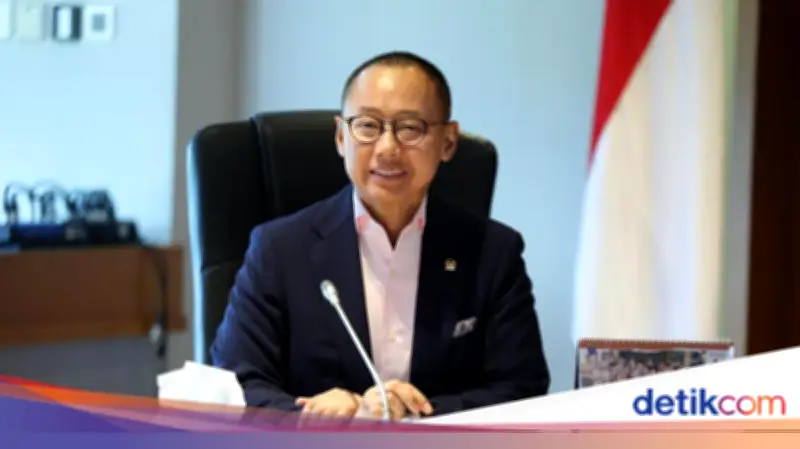Wakil MPR Soroti Lima Prioritas Transisi Energi dan Target PLTS 100 GW