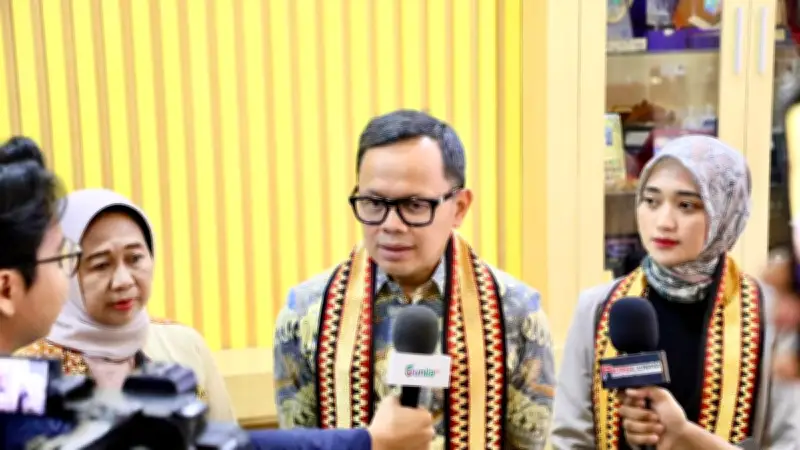 Wamendagri Bima Arya Soroti Peran Strategis Kampus Hadapi Bonus Demografi