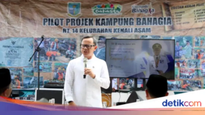 Wamendagri Soroti Peran Krusial Ketua RT sebagai Penggerak Program Pemerintah