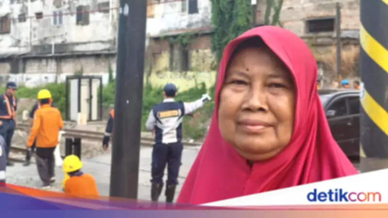 Warga Setuju Palang Perlintasan Kereta Dipasang, tapi Minta Jangan Ditutup Total