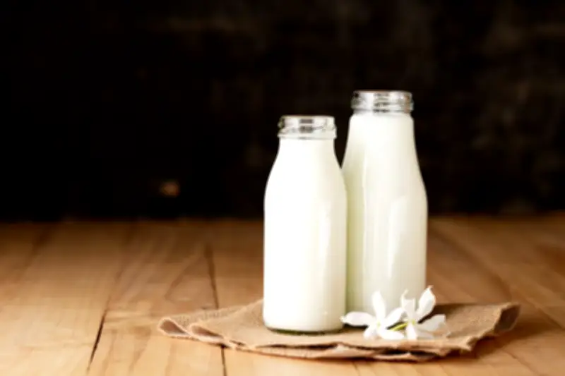 Waspada, Ini Tanda Susu Sudah Basi Meski Belum Lewat Tanggal Kedaluwarsa