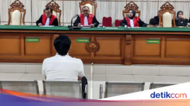 YouTuber Resbob Dituntut 2,5 Tahun Penjara Atas Kasus Penghinaan Suku Sunda