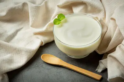 7 Makanan dengan Probiotik Lebih Tinggi dari Yogurt Menurut Pakar