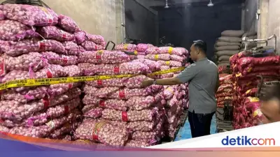 Bareskrim Gagalkan Penyelundupan Puluhan Ton Bawang Impor Ilegal di Pontianak