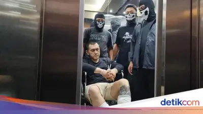 Buronan Narkoba Andre 'The Doctor' Tiba di Bareskrim dengan Kondisi Terluka