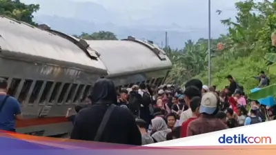 KA Bangunkarta Anjlok di Brebes Dievakuasi, Jalur Kembali Normal