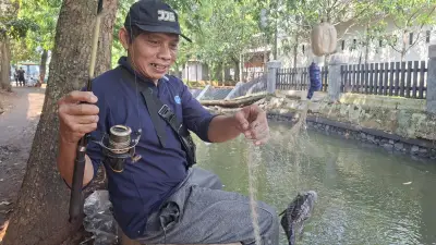 Kesal Tak Dapat Gurame, Pemancing Banting Ikan Sapu-Sapu di Setu Babakan