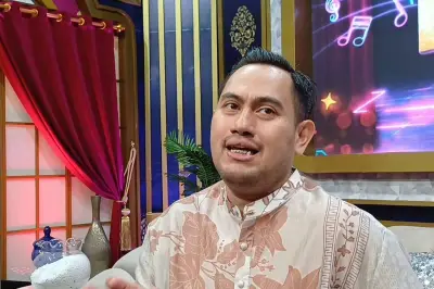 King Nassar Bawakan Acara Curhat Santai 'Healing Jalur Nassar'