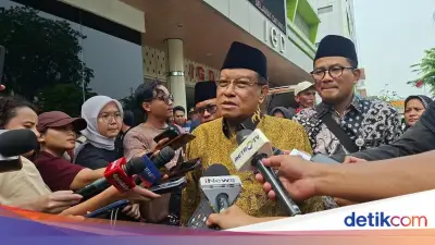 Komut KAI: Palang Pintu Kereta Tanggung Jawab Pemda, Bukan KAI