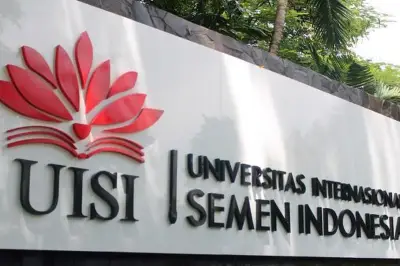 Lowongan Kerja Dosen Dibuka Universitas Internasional Semen Indonesia, Cek Syaratnya
