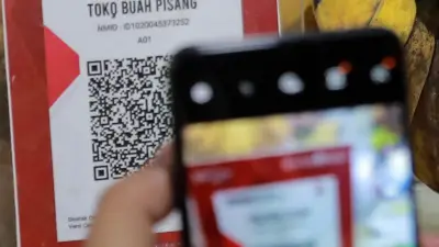 Pramono Anung Dorong Pasar Jakarta Gunakan QRIS untuk Tekan Copet