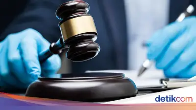 Remaja di Prancis Divonis 15 Tahun Penjara karena Bunuh Guru