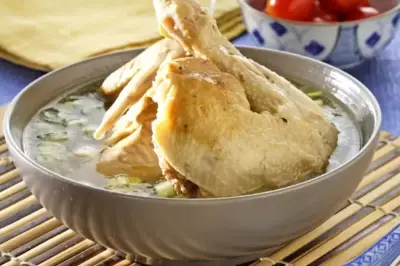 Resep Ayam Rebus Kuah Gurih Hangatkan Tubuh