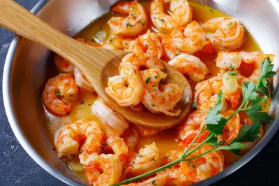 Resep Udang Saus Mentega Lemon Pedas, Paduan Gurih dan Asam yang Menggugah Selera